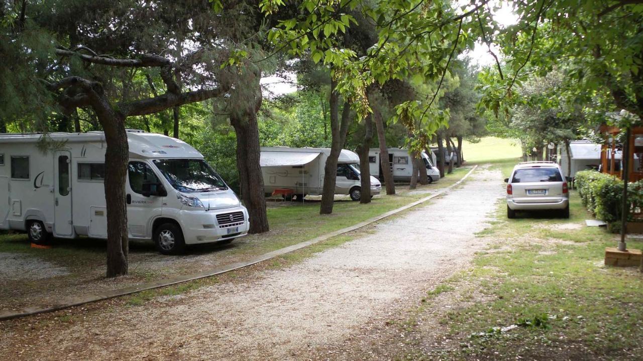 Camping Paradiso Пезаро Экстерьер фото